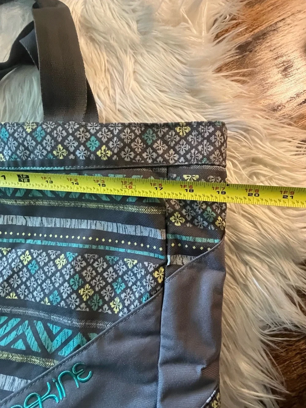 Dakine carry all tote bag